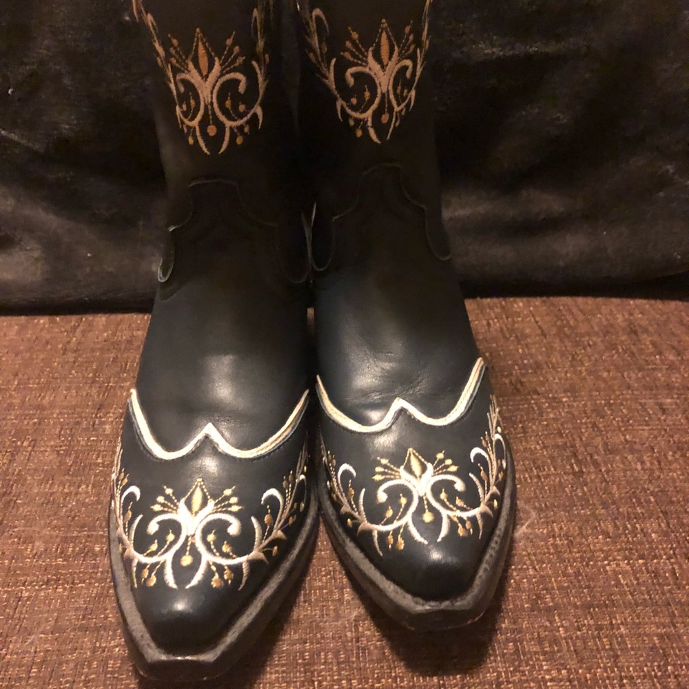 Women’s JB Dillon Boots worn just a few times